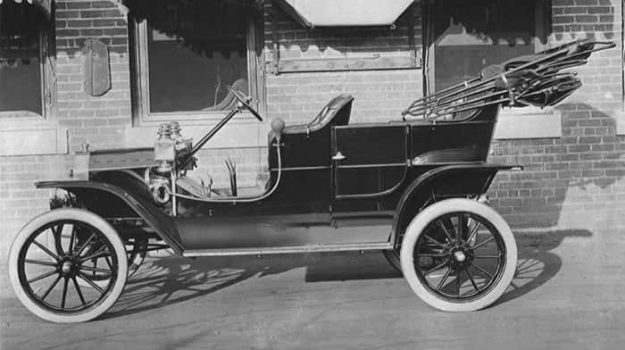 Henry Ford introduces the Model T car