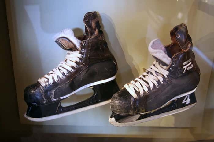 Bobby Orr Signed First Million Dollar Contract in NFL History